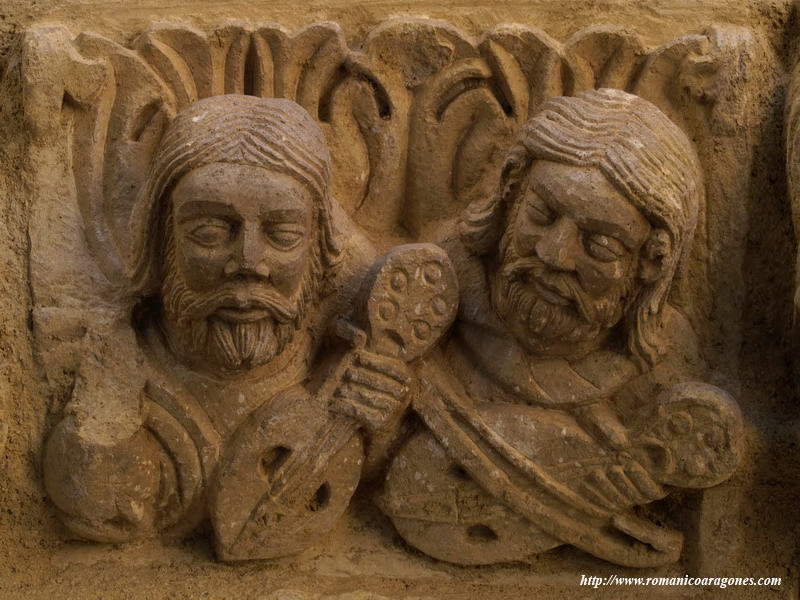 DETALLE DE LA IGLESIA DE PIASCA